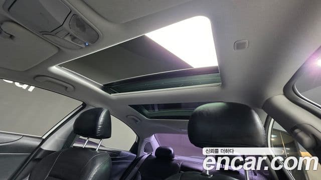 Hyundai Sonata гибрид Royal, 2012 11