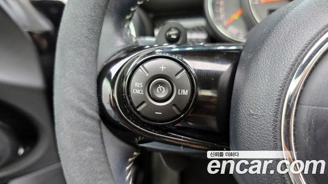 Mini Cooper S кабриолет 3세대, 2017 18