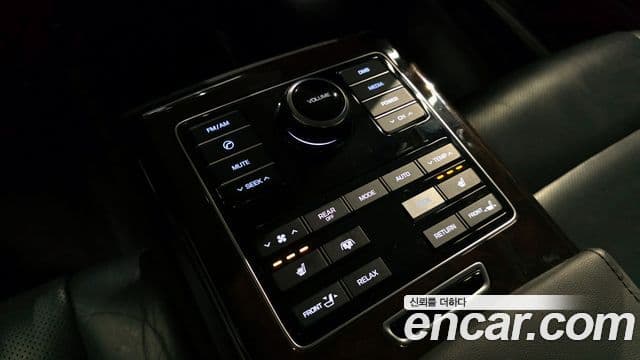 Hyundai Equus(новый кузов / новое поколение) Premium, 2014 19