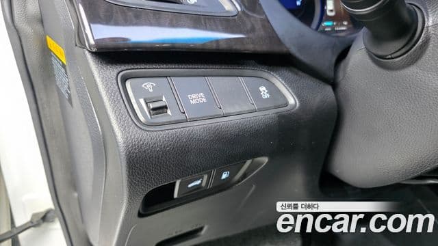 Hyundai Grandeur HG гибрид Premium, 2015 13