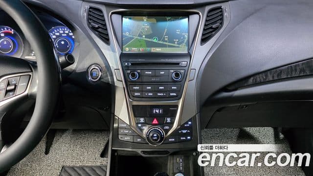 Hyundai Grandeur HG гибрид Premium, 2015 15