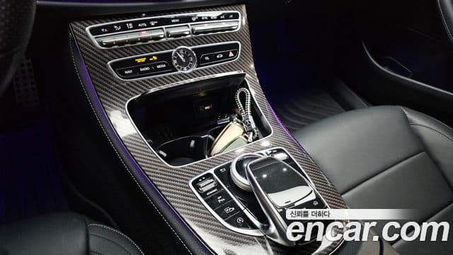 Mercedes-Benz E-класс W213 AMG Line, 2019 18