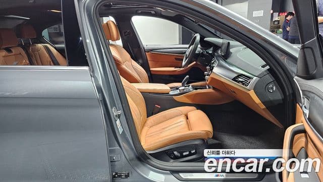 BMW 5시리즈 (G30) 520i M Sport, 2023 10