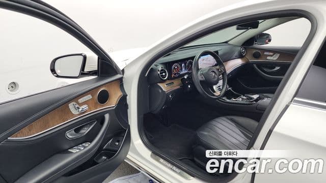 Mercedes-Benz E-класс W213 Exclusive, 2017 10
