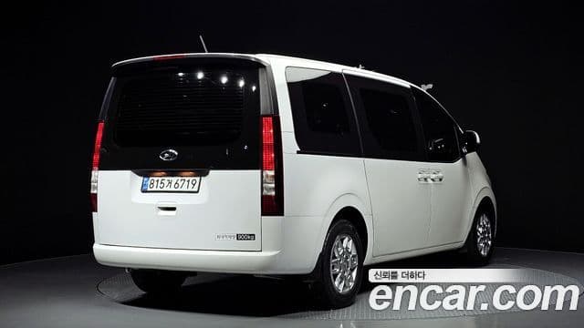 Hyundai Staria Modern, 2024 2