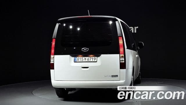 Hyundai Staria Modern, 2024 4