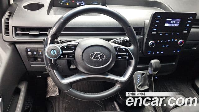 Hyundai Staria Modern, 2024 13