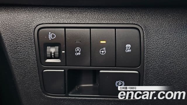 Hyundai Staria Modern, 2024 16