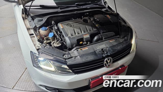 Volkswagen New Jetta 6세대, 2014 6