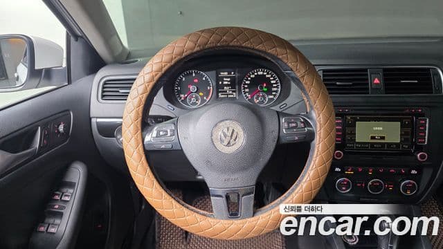 Volkswagen New Jetta 6세대, 2014 14