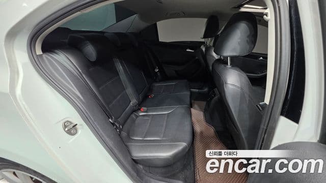 Volkswagen New Jetta 6세대, 2014 19
