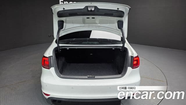 Volkswagen New Jetta 6세대, 2014 20