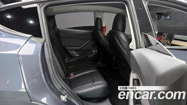 Tesla модель Y Long Range AWD, 2021 12