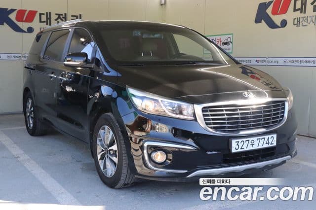 Kia All New Carnival Luxury, 2015 1