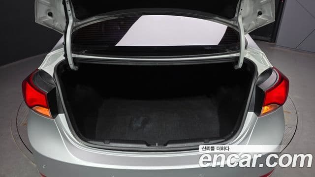 Hyundai The / новый New Avante Style, 2014 20