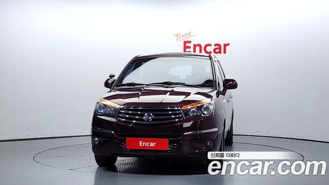 KG모빌리티(SsangYong) Korando 투리스모 4WD LT 11인승, 2014 3