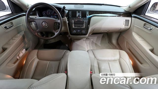 Cadillac DTS 4.6 лимузин, 2008 7