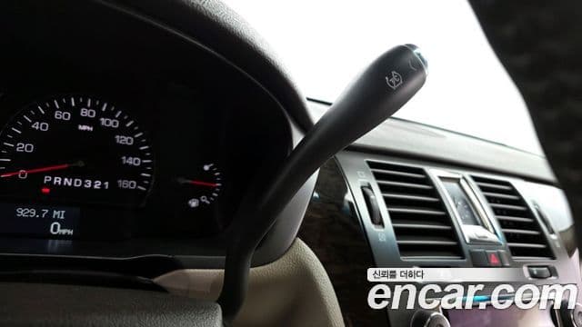 Cadillac DTS 4.6 лимузин, 2008 9