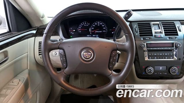 Cadillac DTS 4.6 лимузин, 2008 14