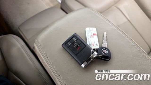 Cadillac DTS 4.6 лимузин, 2008 18