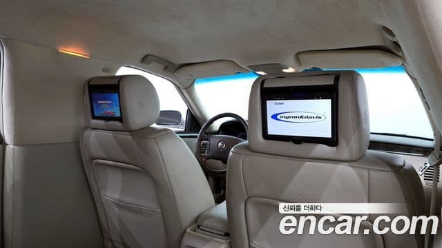 Cadillac DTS 4.6 лимузин, 2008 19