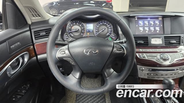 Infiniti Q70 Style, 2019 13