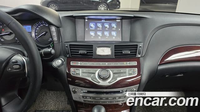 Infiniti Q70 Style, 2019 14