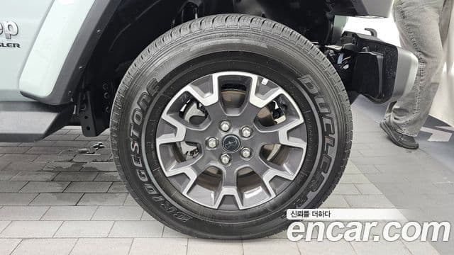 Jeep Wrangler (JL) 2.0 Sahara Power top 4도어, 2024 все фото