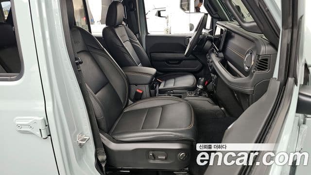 Jeep Wrangler (JL) 2.0 Sahara Power top 4도어, 2024 11