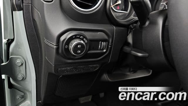 Jeep Wrangler (JL) 2.0 Sahara Power top 4도어, 2024 16