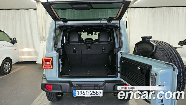 Jeep Wrangler (JL) 2.0 Sahara Power top 4도어, 2024 20