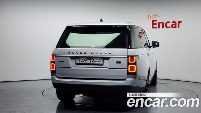 Land Rover Range Rover 4세대 4.4 SDV8 AB LWB дизель, 2019 4