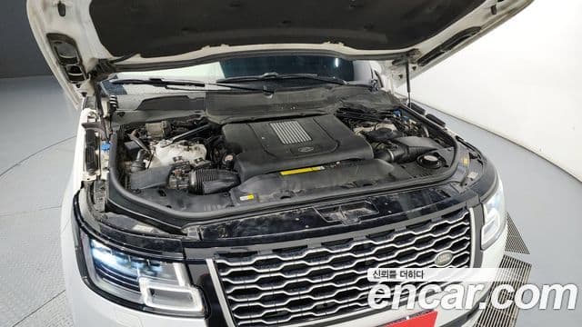 Land Rover Range Rover 4세대 4.4 SDV8 AB LWB дизель, 2019 6