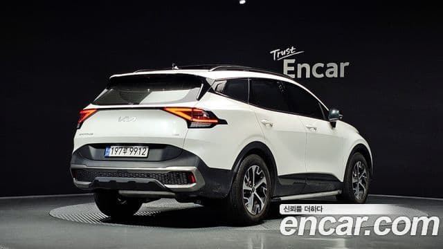 Kia Sportage 5세대 гибрид Signature Gravity 2WD, 2023 2