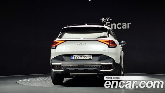 Kia Sportage 5세대 гибрид Signature Gravity 2WD, 2023 4