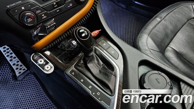 Kia K5 Prestige, 2013 9