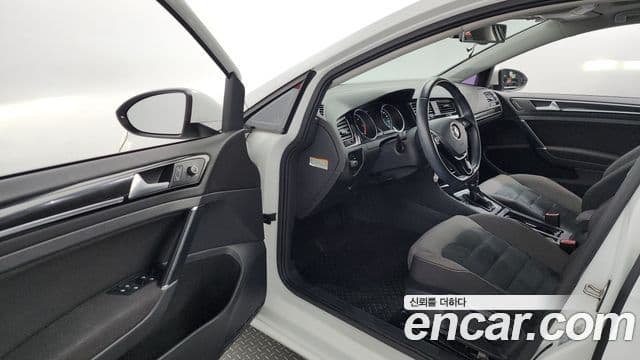 Volkswagen Гольф 7세대, 2014 10