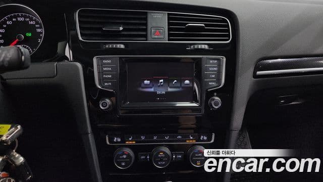 Volkswagen Гольф 7세대, 2014 14