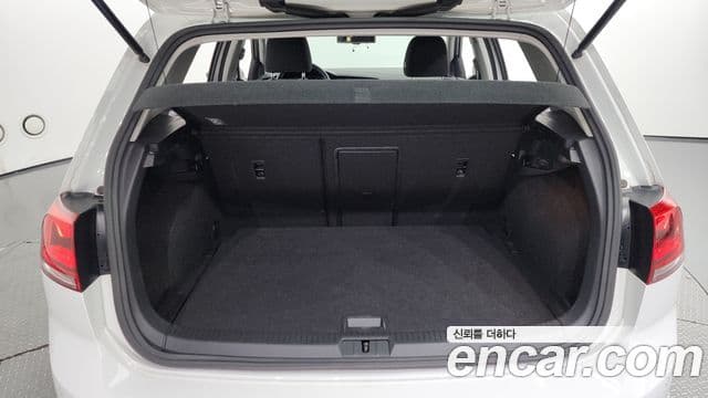 Volkswagen Гольф 7세대, 2014 20