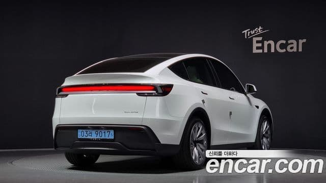 Tesla модель Y Long Range AWD, 2025 2