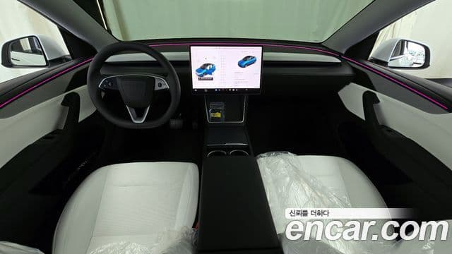 Tesla модель Y Long Range AWD, 2025 7