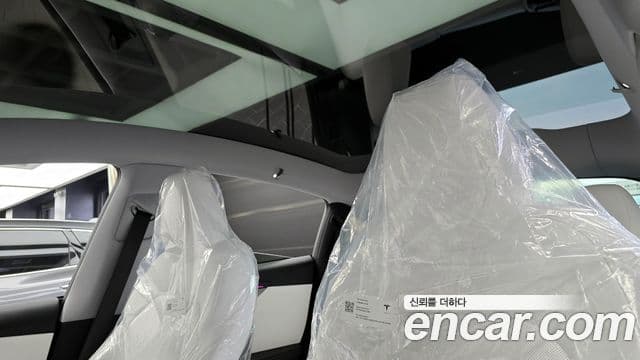 Tesla модель Y Long Range AWD, 2025 18