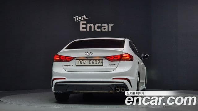 Hyundai Avante AD 1.6 турбо Sport, 2017 4