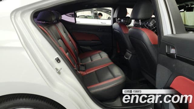 Hyundai Avante AD 1.6 турбо Sport, 2017 12