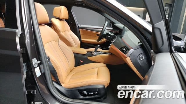 BMW 5시리즈 (G30) 520i M Sport, 2023 11