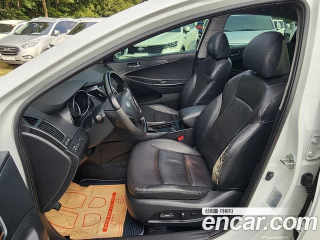 Hyundai YF Sonata LPI top, 2012 7