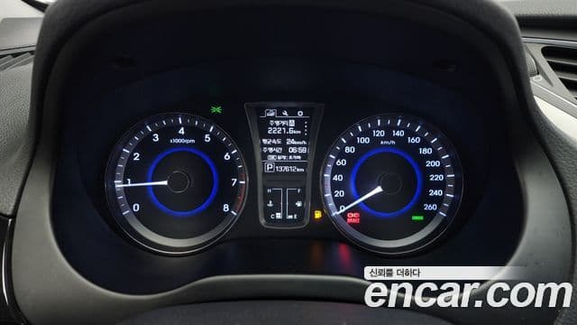 Hyundai Grandeur HG Modern, 2016 8