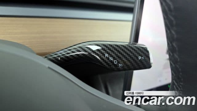 Tesla модель Y Long Range AWD, 2024 9