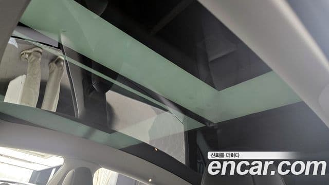 Tesla модель Y Long Range AWD, 2024 18