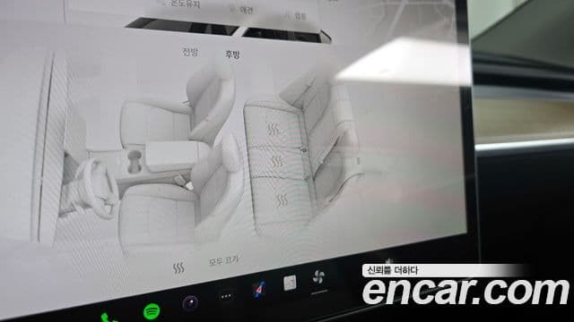 Tesla модель Y Long Range AWD, 2024 19